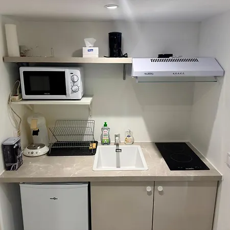 Cosy Independant Avec Kitchenette Et Jardinet, Proche Paris